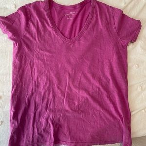 Universal Threads Magenta V-Neck